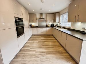 Photo 11- click for photo gallery